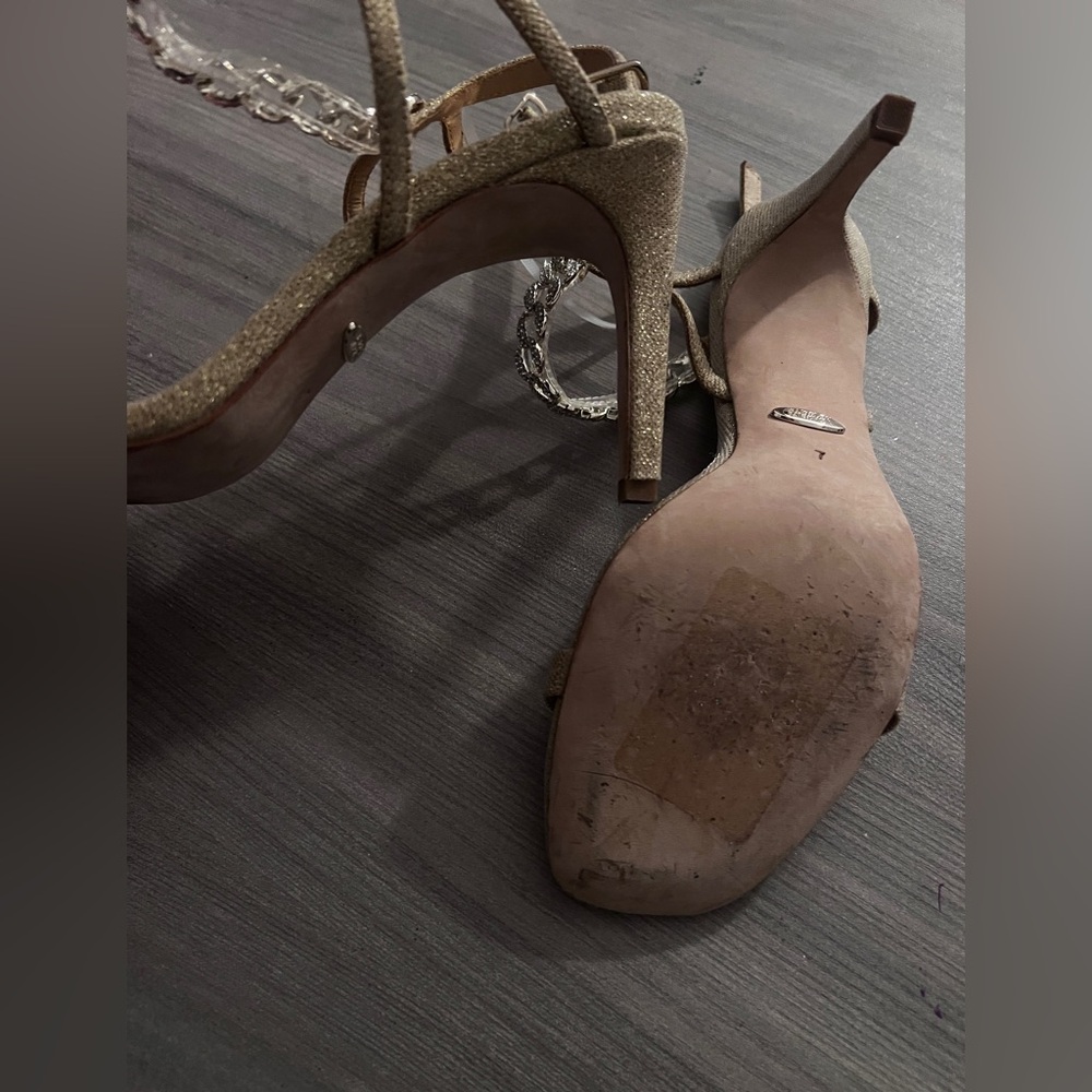 Elegant Gold Strappy Heels - Picture 3 of 4